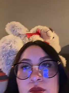 ValentinaOrtiz3 online show from 10, 4, 2026