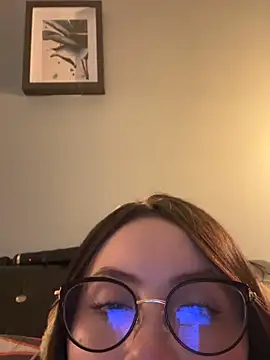 Snapshot of ValentinaOrtiz3 chatting on 8, 6, 2026 ValentinaOrtiz3 online show from 8, 6, 2026