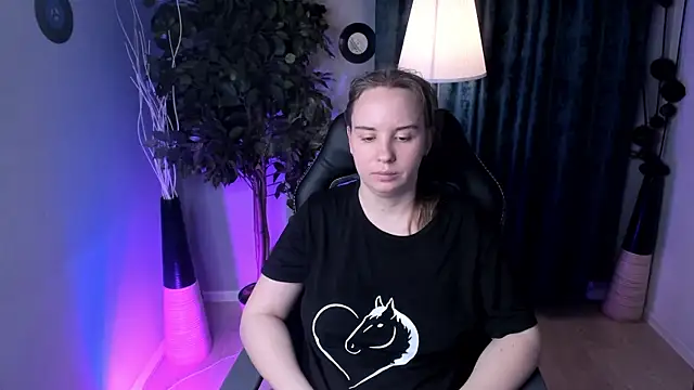 Lika 0ne online show from 25, 4, 2026