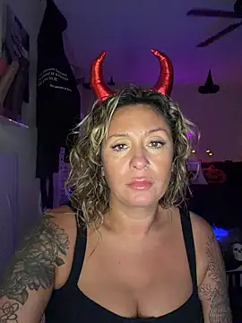 bossyroxy84 online show from 27, 10, 2025