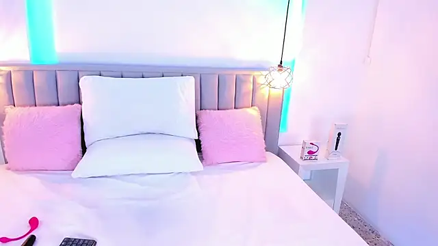 isolari  online show from 11, 12, 2024