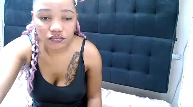 Snapshot of AfricanChinese chatting on 2, 3, 2025 AfricanChinese online show from 2, 3, 2025