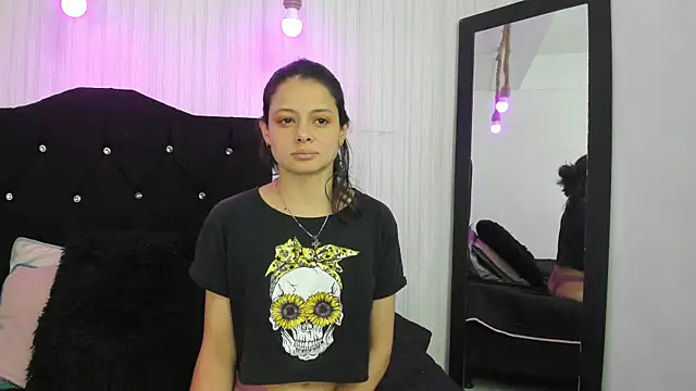 nicky angel1 online show from 27, 2, 2025