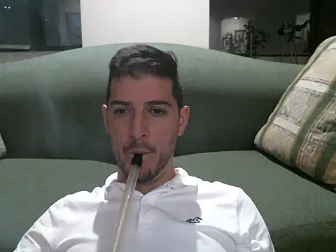 Snapshot of quitomanec chatting on 21, 10, 2025 quitomanec online show from 21, 10, 2025