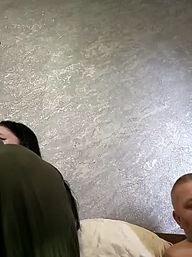 Snapshot of Greta_Tamar chatting on 12, 10, 2025 Greta Tamar online show from 12, 10, 2025