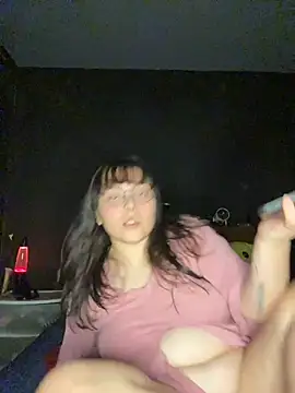 Snapshot of Solo_yoss chatting on 22, 12, 2025 Solo yoss online show from 22, 12, 2025