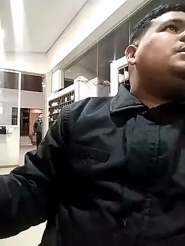 Snapshot of oscarshow24 chatting on 27, 2, 2025 oscarshow24 online show from 27, 2, 2025