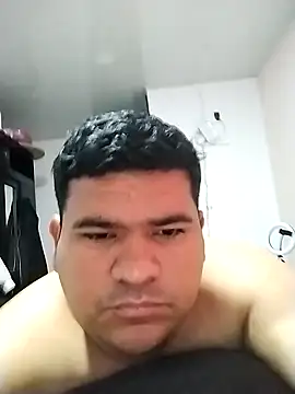 Snapshot of oscarshow24 chatting on 4, 3, 2025 oscarshow24 online show from 4, 3, 2025