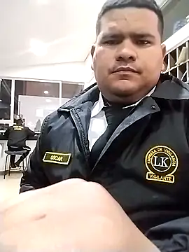 Snapshot of oscarshow24 chatting on 22, 3, 2025 oscarshow24 online show from 22, 3, 2025