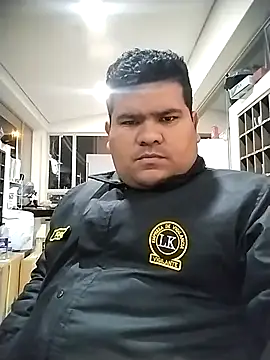 Snapshot of oscarshow24 chatting on 7, 11, 2025 oscarshow24 online show from 7, 11, 2025