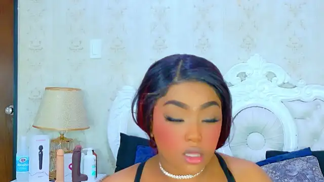 TianahGlow online show from 18, 2, 2026