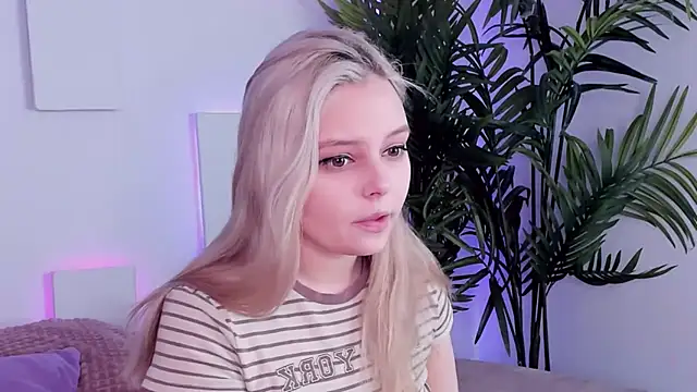 CLAIRE VOGT online show from 10, 3, 2025