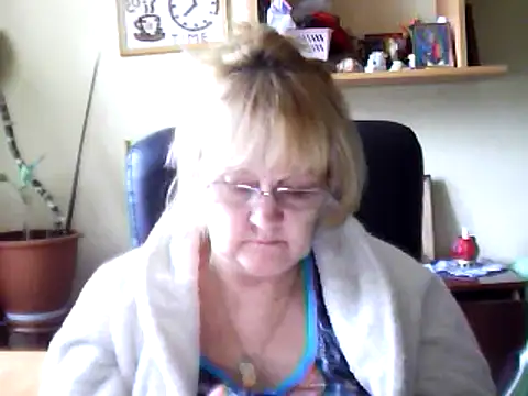 Snapshot of Violet5364 chatting on 3, 3, 2025 Violet5364 online show from 3, 3, 2025