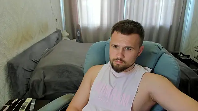 Snapshot of Vladik_b chatting on 2, 7, 2026 Vladik b online show from 2, 7, 2026
