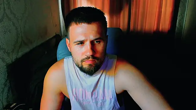 Snapshot of Vladik_b chatting on 3, 7, 2026 Vladik b online show from 3, 7, 2026