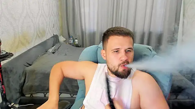 Snapshot of Vladik_b chatting on 6, 7, 2026 Vladik b online show from 6, 7, 2026