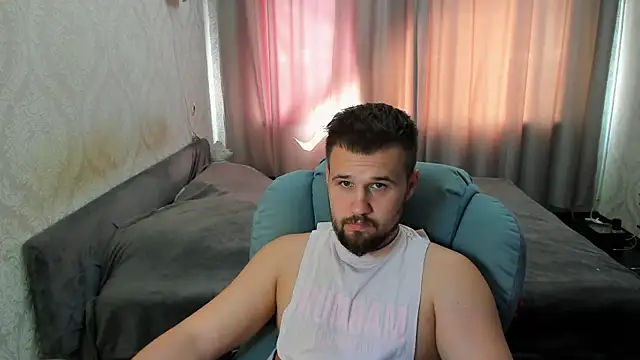 Snapshot of Vladik_b chatting on 10, 7, 2026 Vladik b online show from 10, 7, 2026