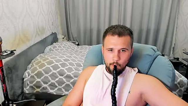 Snapshot of Vladik_b chatting on 1, 8, 2026 Vladik b online show from 1, 8, 2026