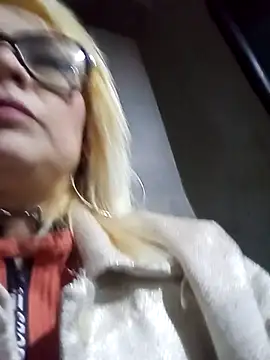 CandieGilson   online show from 6, 2, 2026