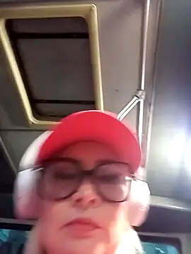 CandieGilson   online show from 17, 2, 2026