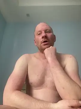 Snapshot of Krzysiekg123 chatting on 14, 2, 2026 Krzysiekg123 online show from 14, 2, 2026