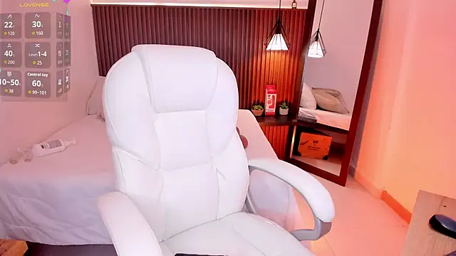 julietaevanns online show from 18, 2, 2026