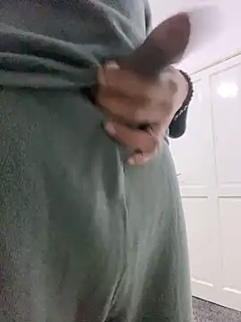 Fuckboy2535 online show from 17, 2, 2025