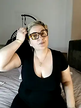 Snapshot of Pumabionda chatting on 22, 3, 2025 Pumabionda online show from 22, 3, 2025