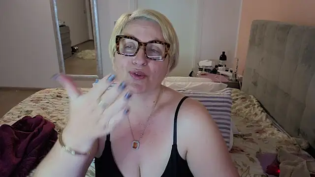 Snapshot of Pumabionda chatting on 28, 11, 2025 Pumabionda online show from 28, 11, 2025