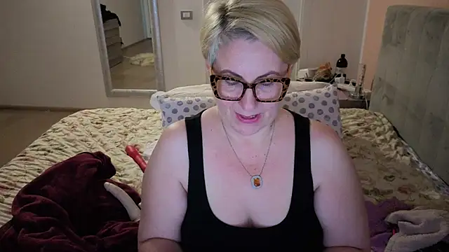 Snapshot of Pumabionda chatting on 1, 12, 2025 Pumabionda online show from 1, 12, 2025