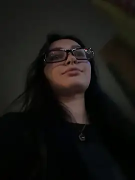 lunalovelee online show from 17, 9, 2025