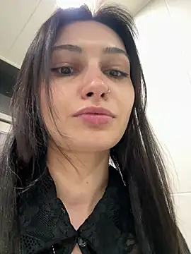 lunalovelee online show from 1, 7, 2026