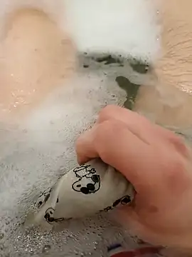 Snapshot of flo000031 chatting on 15, 1, 2026 flo000031 online show from 15, 1, 2026