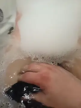 Snapshot of flo000031 chatting on 23, 2, 2026 flo000031 online show from 23, 2, 2026