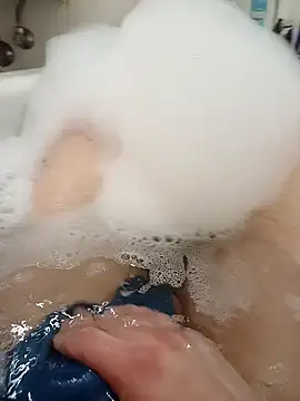 Snapshot of flo000031 chatting on 10, 3, 2026 flo000031 online show from 10, 3, 2026