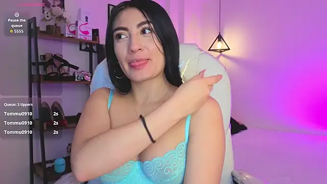 Snapshot of Miller_Vanessa_ chatting on 6, 10, 2025 Miller Vanessa online show from 6, 10, 2025