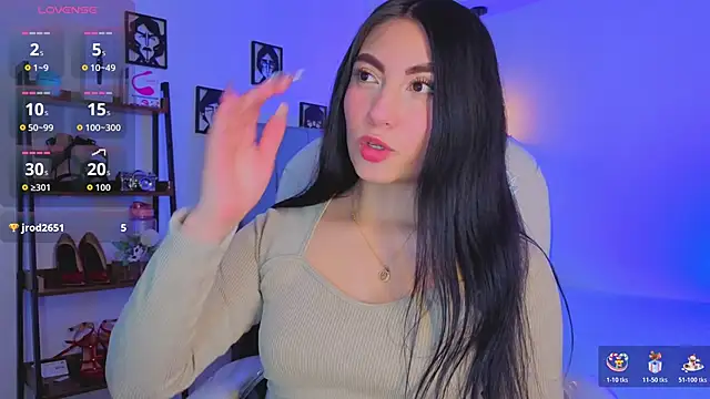 Miller Vanessa  online show from 17, 11, 2025