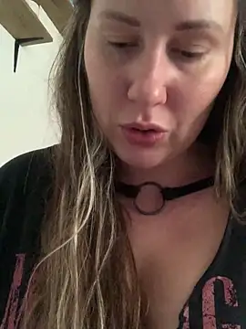 Mona Plus online show from 12, 3, 2025