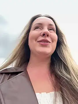 Mona Plus online show from 21, 3, 2026