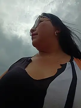 promiscuous-indecent-momm online show from 6, 1, 2026