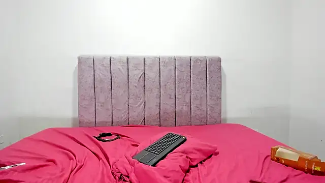 Snapshot of manuel_rey chatting on 7, 3, 2025 manuel rey online show from 7, 3, 2025