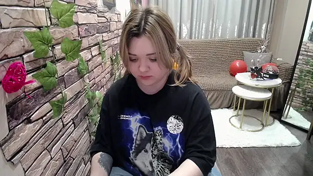 Snapshot of Finna_39 chatting on 14, 2, 2025 Finna 39 online show from 14, 2, 2025