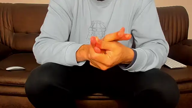 sexyhotmusclesforyou1 online show from 10, 3, 2025