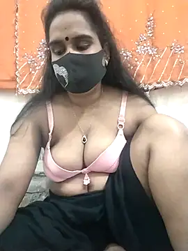 Snapshot of Mitila-3232 chatting on 17, 2, 2025 Mitila-3232 online show from 17, 2, 2025