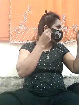 Snapshot of Mitila-3232 chatting on 26, 2, 2025 Mitila-3232 online show from 26, 2, 2025