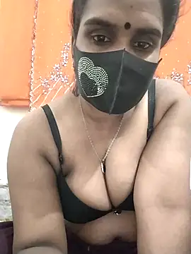 Snapshot of Mitila-3232 chatting on 28, 2, 2025 Mitila-3232 online show from 28, 2, 2025