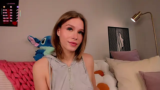 TaiteBayles online show from 26, 9, 2025