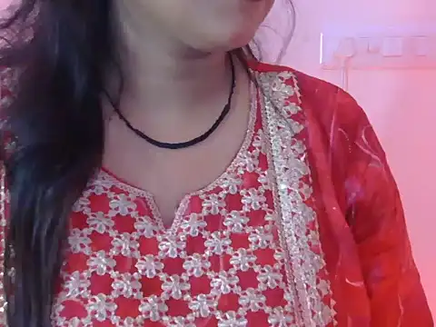 Snapshot of Cute_anamikasingh chatting on 15, 10, 2025 Cute anamikasingh online show from 15, 10, 2025