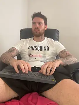 Snapshot of arnold_bekam chatting on 29, 5, 2026 arnold bekam online show from 29, 5, 2026