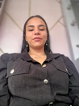 Naatalia online show from 7, 10, 2025